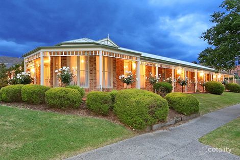Property photo of 2 Claremont Way Lysterfield VIC 3156