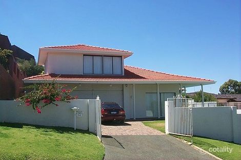 4 Carinya Pl, City Beach, WA 6015