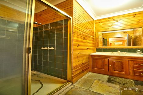 Property photo of 2 Uralla Court Wodonga VIC 3690