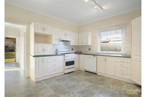 Property photo of 73 Douglas Street Armidale NSW 2350
