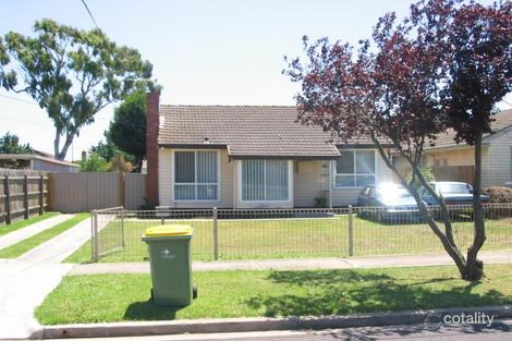 17 Moama St, Braybrook, VIC 3019