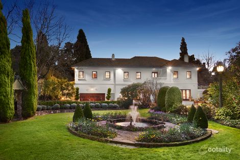 65 Hopetoun Rd, Toorak, VIC 3142