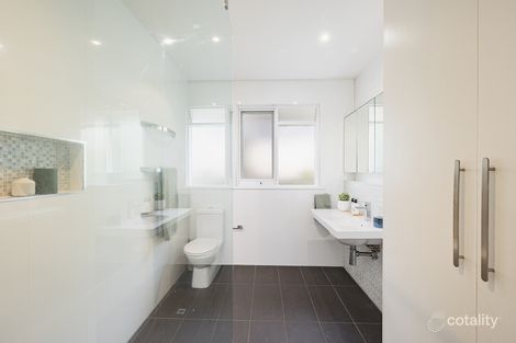 Property photo of 5/11 Tiuna Grove Elwood VIC 3184
