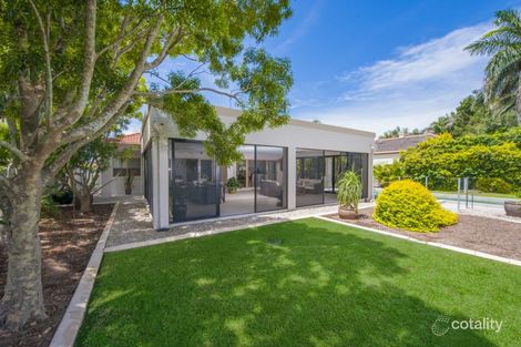 Property photo of 3193 Riverleigh Drive Hope Island QLD 4212