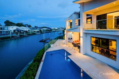Property photo of 15 North Quay Drive Biggera Waters QLD 4216