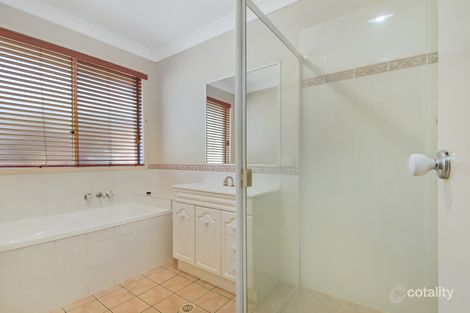 Property photo of 13 Heatherdale Court Little Mountain QLD 4551