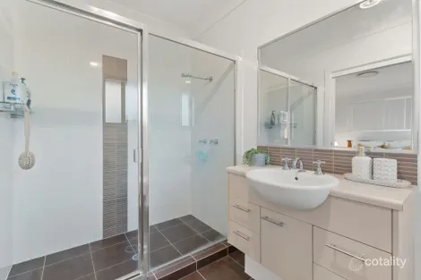 Property photo of 17 Ellendale Circuit Eight Mile Plains QLD 4113