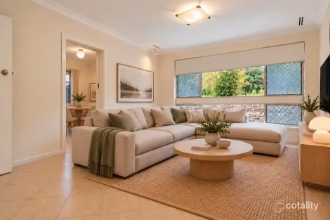 12 ANERLEY ST, HAMERSLEY, WA 6022