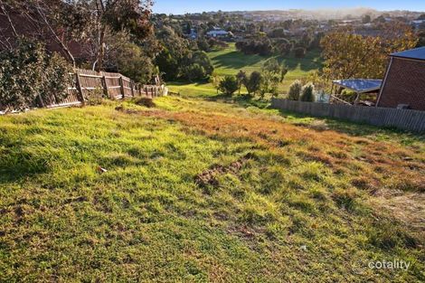 Property photo of 33 Pepperdine Way Highton VIC 3216