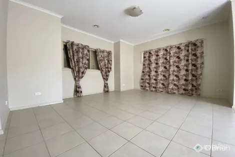 Property photo of 2/164 Biggs Street St Albans VIC 3021