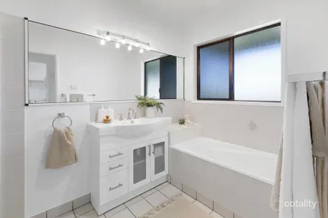 Property photo of 28 Gunsynd Street Ooralea QLD 4740