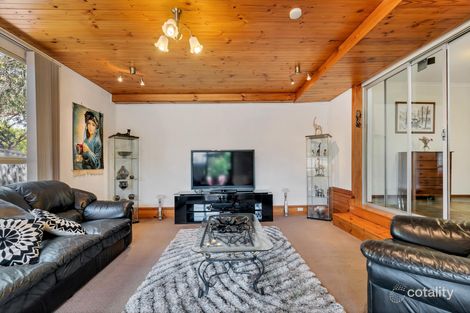 Property photo of 21 Fleming Avenue Ridgehaven SA 5097