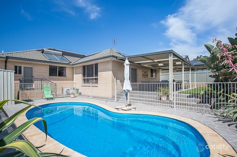 Property photo of 31 Windward Crescent Gwandalan NSW 2259