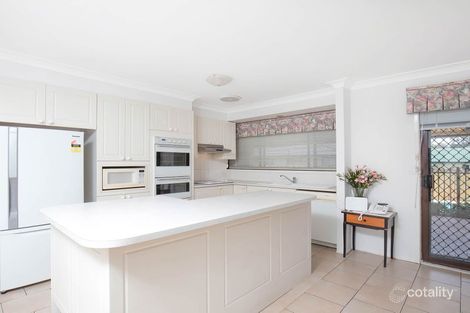 Property photo of 17 Lorenzo Crescent Rosemeadow NSW 2560