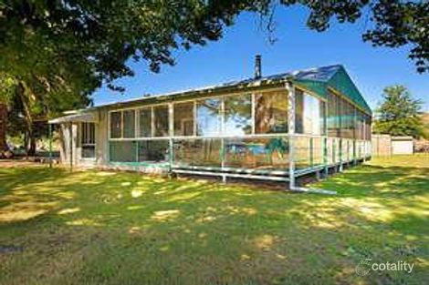 621 Gundowring Rd, Gundowring, VIC 3691