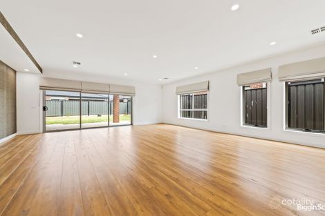 Property photo of 71 Sustainable Drive Craigieburn VIC 3064