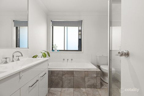 Property photo of 12 Wattlebird Road South Nowra NSW 2541