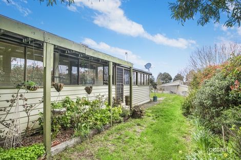 Property photo of 16 Perrins Street Daylesford VIC 3460