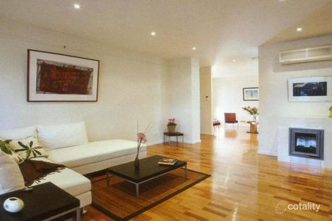 Property photo of 5B Allanby Grove Bentleigh East VIC 3165