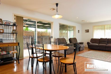 Property photo of 21 Artists Crescent Narre Warren South VIC 3805