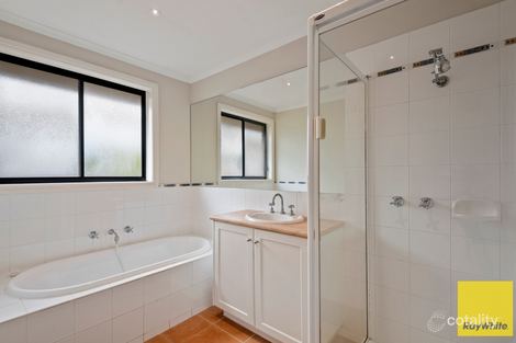 Property photo of 34 Lincolnheath Boulevard Point Cook VIC 3030