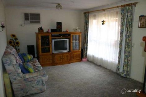 Property photo of 8A Bushlark Place Claremont Meadows NSW 2747