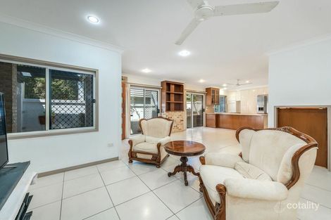 Property photo of 1/88 Slatyer Avenue Bundall QLD 4217