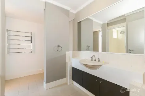 Property photo of 33 Rochester Drive Mindarie WA 6030