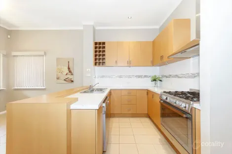 Property photo of 33 Rochester Drive Mindarie WA 6030
