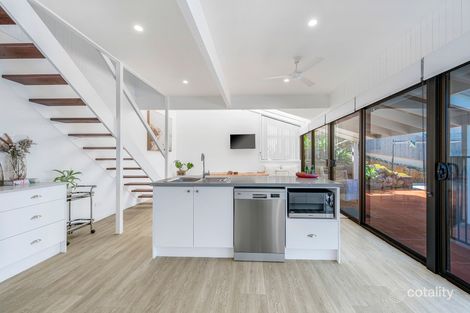 Property photo of 121 Matthew Flinders Drive Port Macquarie NSW 2444