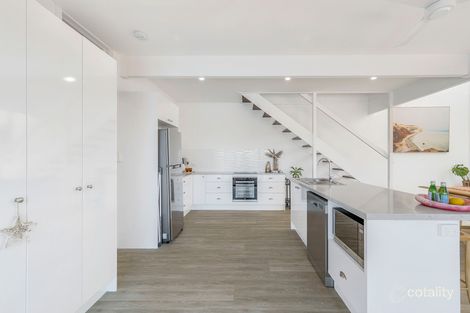 Property photo of 121 Matthew Flinders Drive Port Macquarie NSW 2444