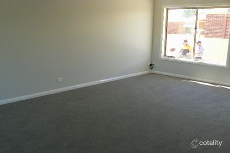 Property photo of 2/140 Bowen Street Echuca VIC 3564