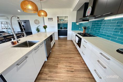 Property photo of 22 Periwinkle Crescent Toogoom QLD 4655