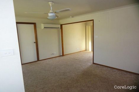 Property photo of 33 Comerford Close Aberdare NSW 2325
