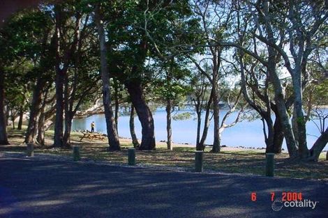Property photo of 10 Aqua Crescent Lake Cathie NSW 2445