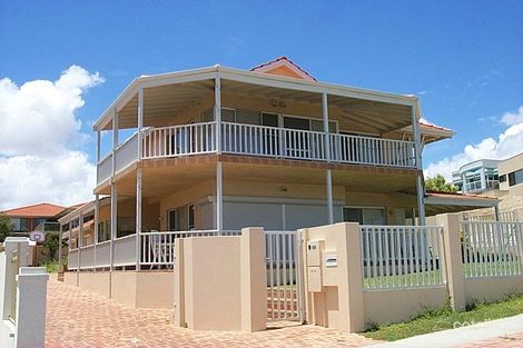 152 West Coast Tce, Trigg, WA 6029