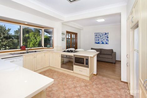 Property photo of 32 Silvertop Parade Cordeaux Heights NSW 2526