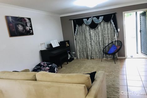 Property photo of 17/29 Oatland Crescent Holland Park West QLD 4121