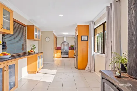 Property photo of 4 Pipit Parade Burleigh Waters QLD 4220