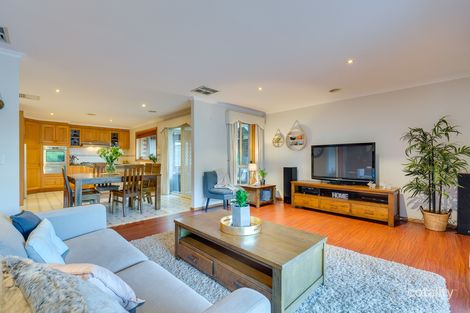 Property photo of 5 Palm Close Hillside VIC 3037