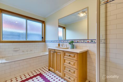 Property photo of 5 Palm Close Hillside VIC 3037