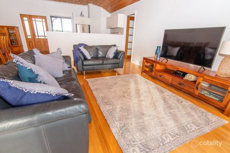 Property photo of 17 Harvey Drive Ledge Point WA 6043