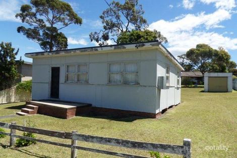 55 Government Rd, Sussex Inlet, NSW 2540