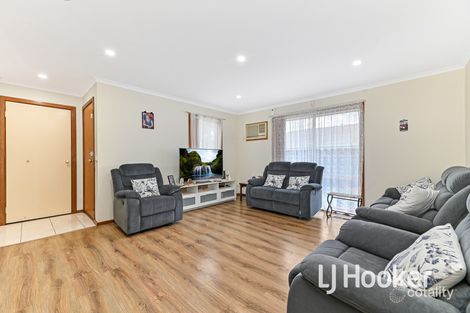 Property photo of 1/79 Oaktree Drive Hampton Park VIC 3976