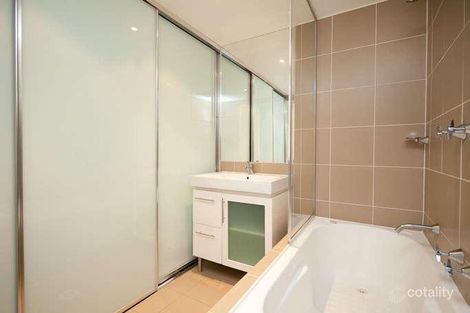 Property photo of 9/17 Uriarra Road Queanbeyan NSW 2620