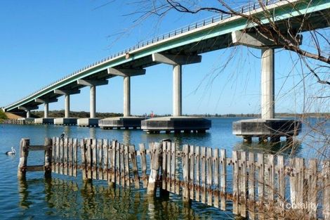 30 Wentworth Pde, Hindmarsh Island, SA 5214