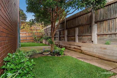 Property photo of 8/31 Warrs Road Maribyrnong VIC 3032