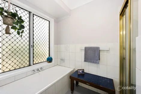 Property photo of 8 Boolagi Drive Wurtulla QLD 4575