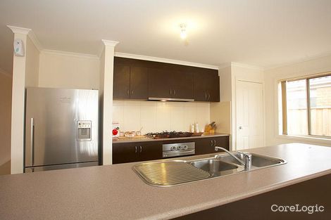 Property photo of 21 Solander Grove Tarneit VIC 3029