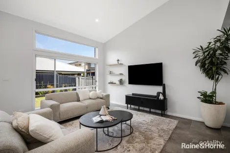 Property photo of 6 Galloway Road Box Hill NSW 2765